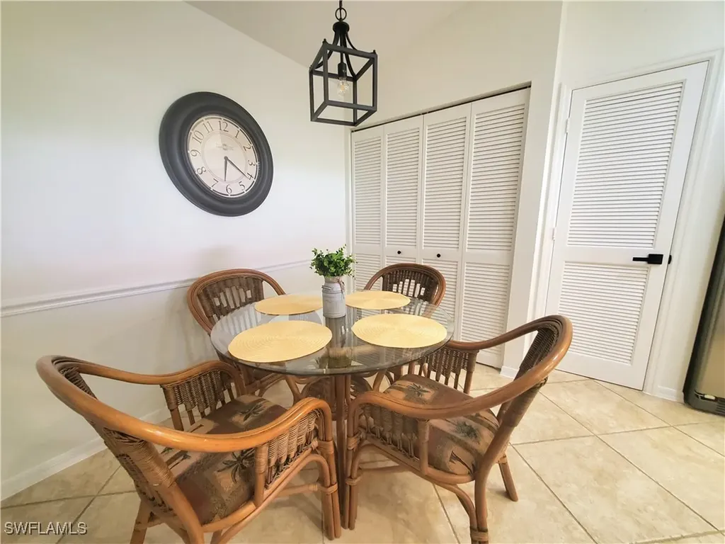 992 Marblehead Drive Naples FL 34104