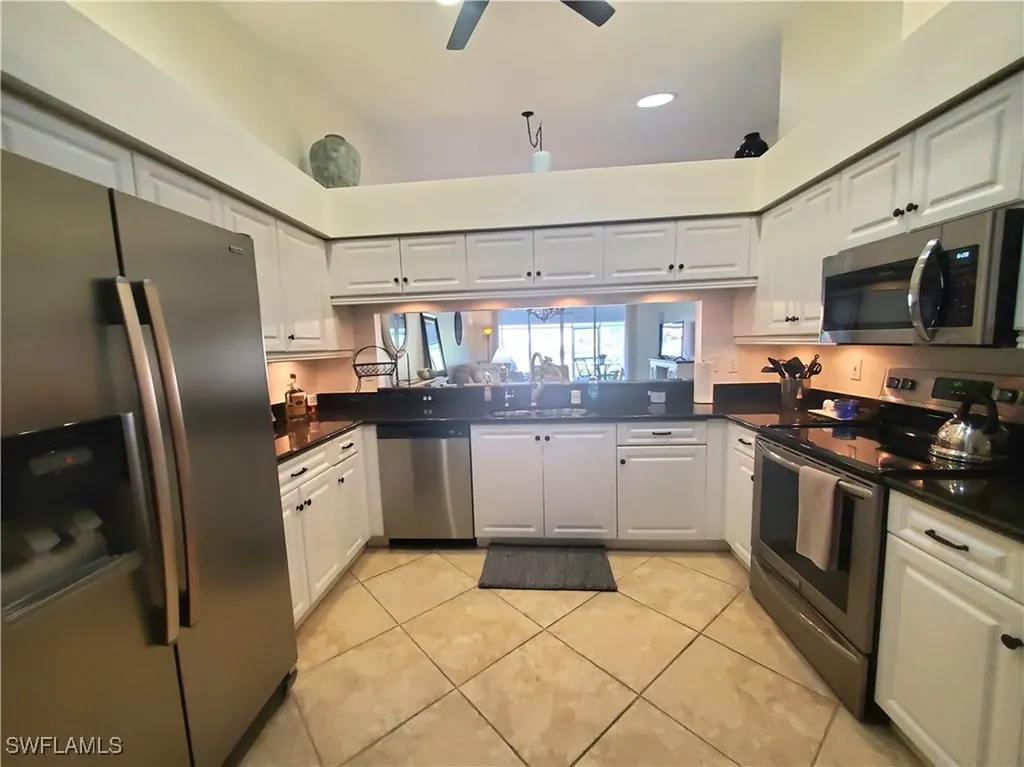 992 Marblehead Drive Naples FL 34104