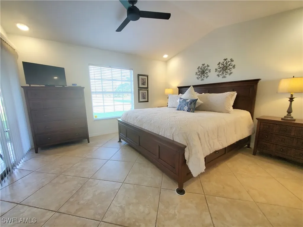 992 Marblehead Drive Naples FL 34104