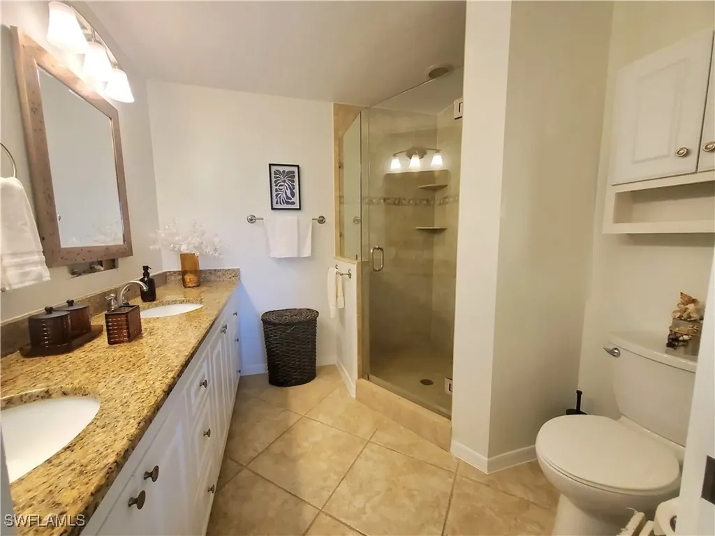 992 Marblehead Drive Naples FL 34104