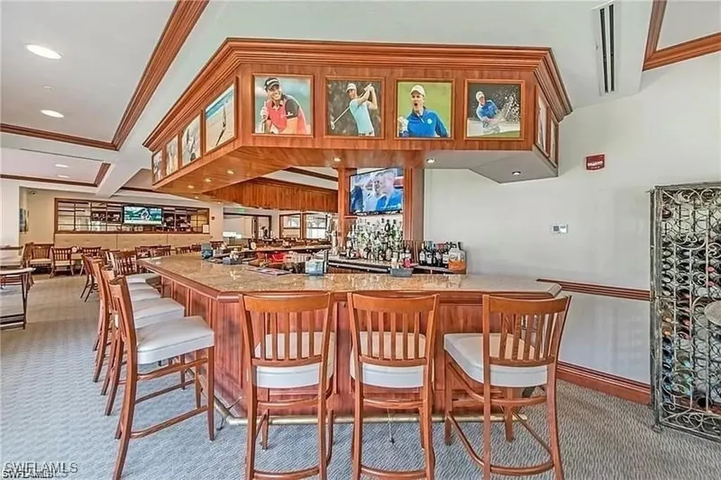 992 Marblehead Drive Naples FL 34104