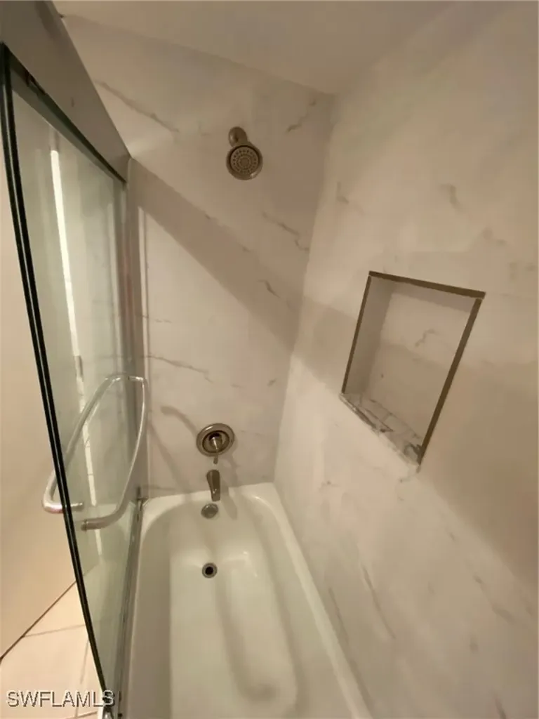 5239 Cedarbend Drive Fort Myers FL 33919