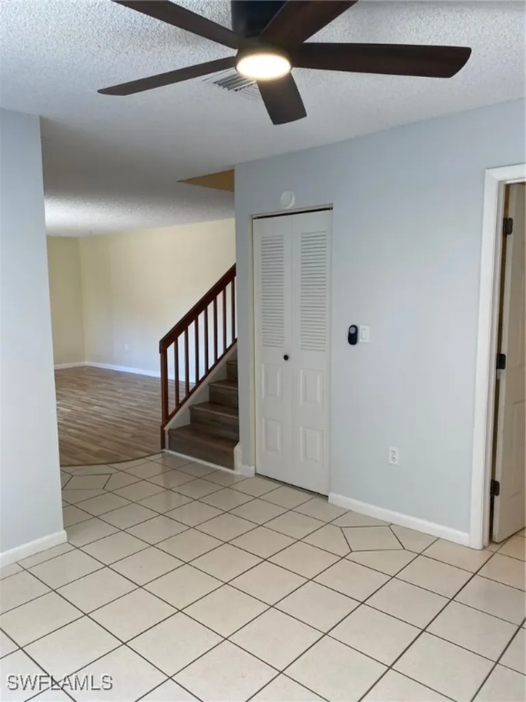 5239 Cedarbend Drive Fort Myers FL 33919