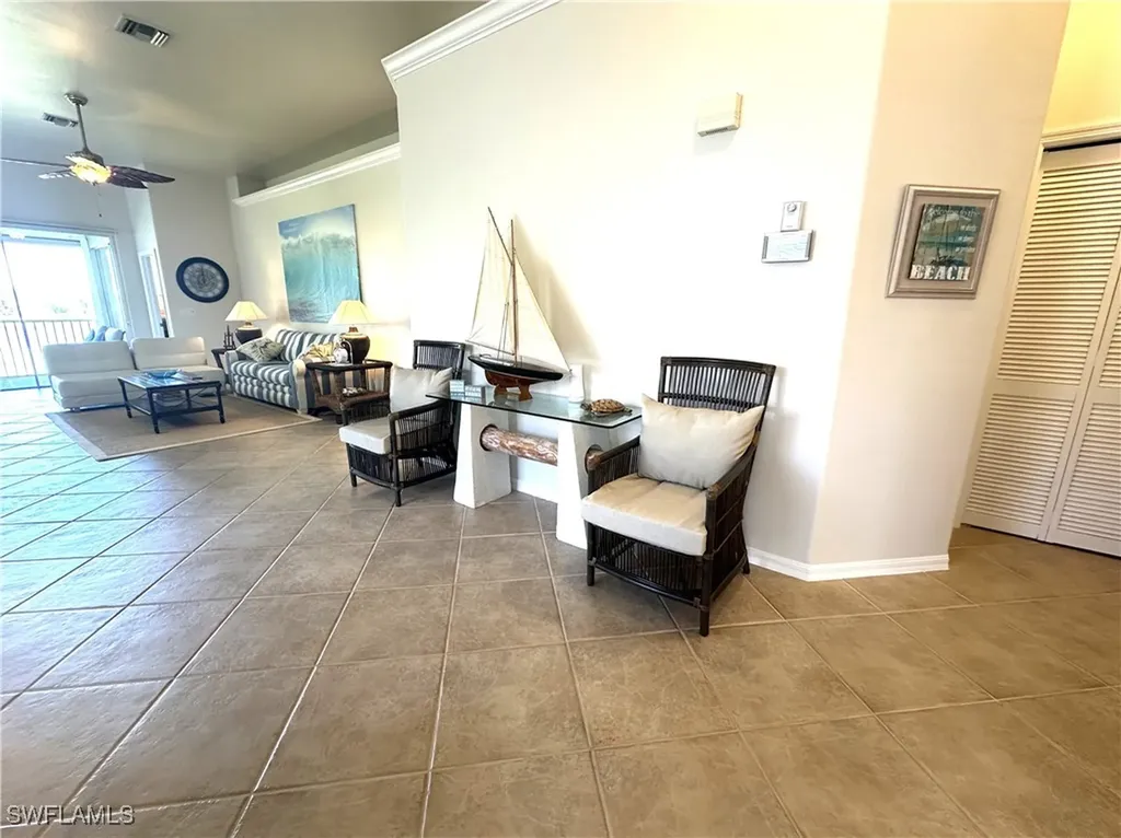 1965 Crestview Way Naples FL 34119