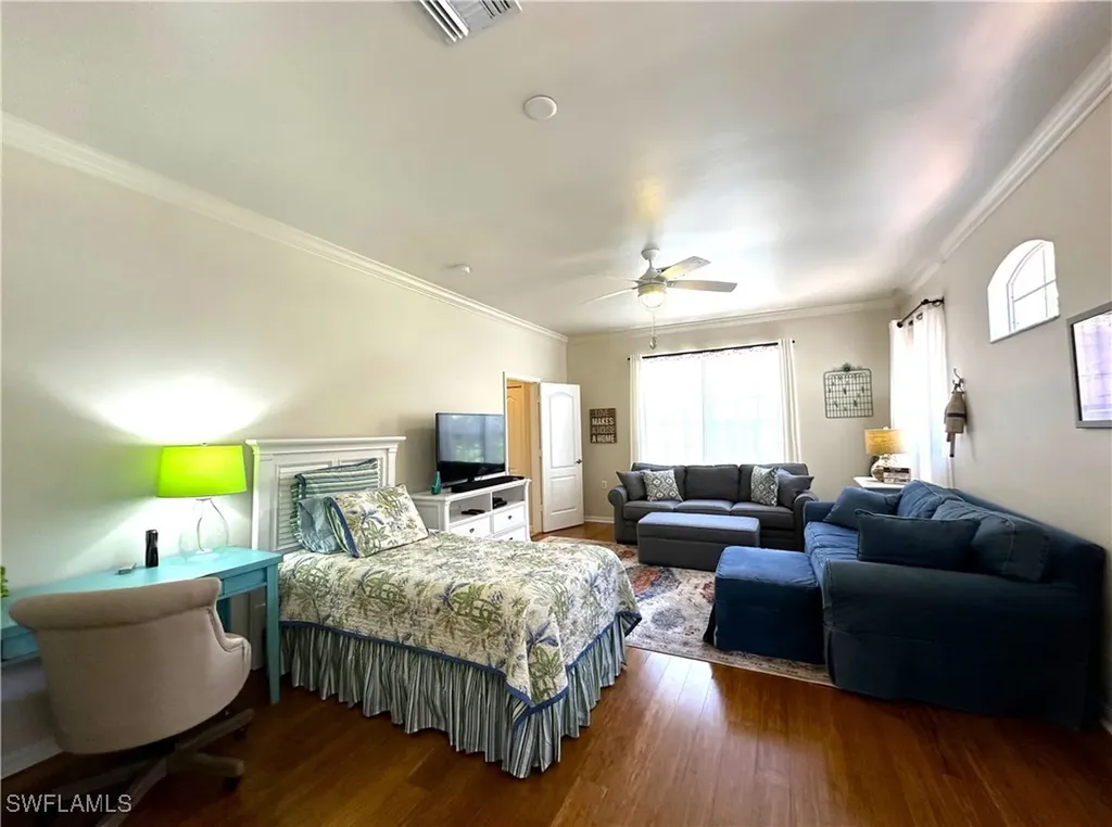 1965 Crestview Way Naples FL 34119