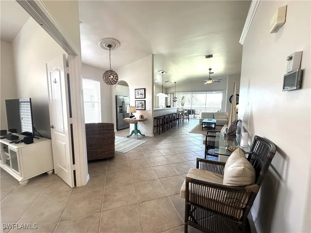 1965 Crestview Way Naples FL 34119