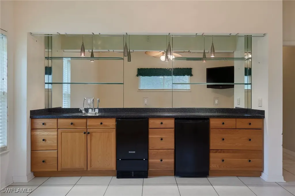 3667 Liberty Square Fort Myers FL 33908