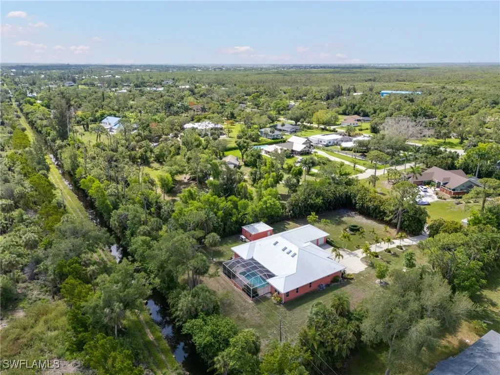 3667 Liberty Square Fort Myers FL 33908