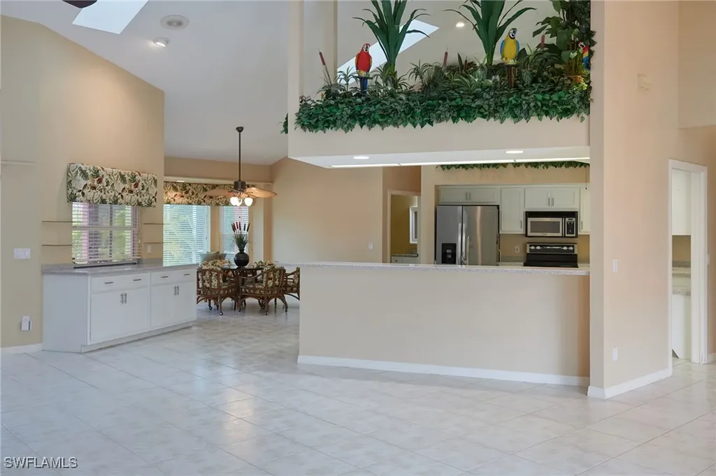 3667 Liberty Square Fort Myers FL 33908