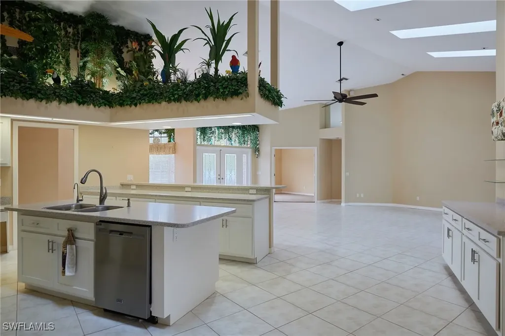 3667 Liberty Square Fort Myers FL 33908