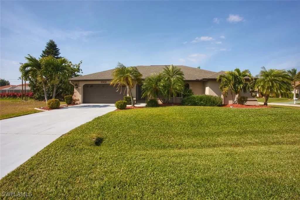 5302 SW 25th Place Cape Coral FL 33914