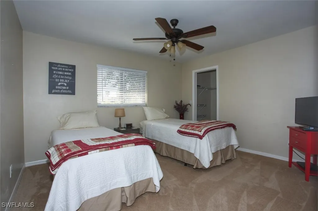 5302 SW 25th Place Cape Coral FL 33914