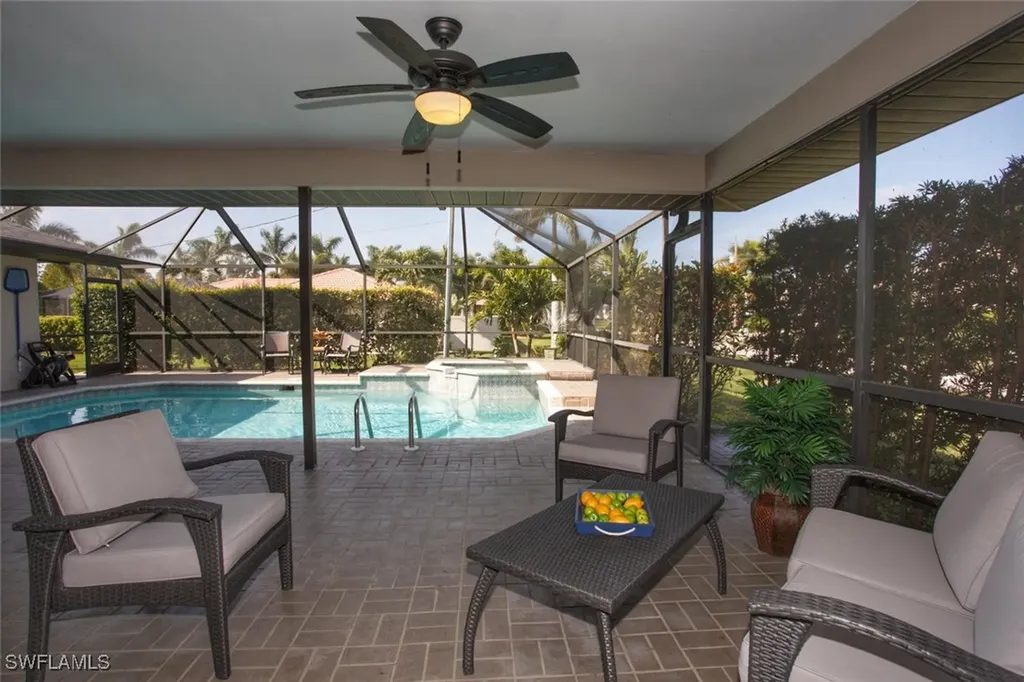 5302 SW 25th Place Cape Coral FL 33914
