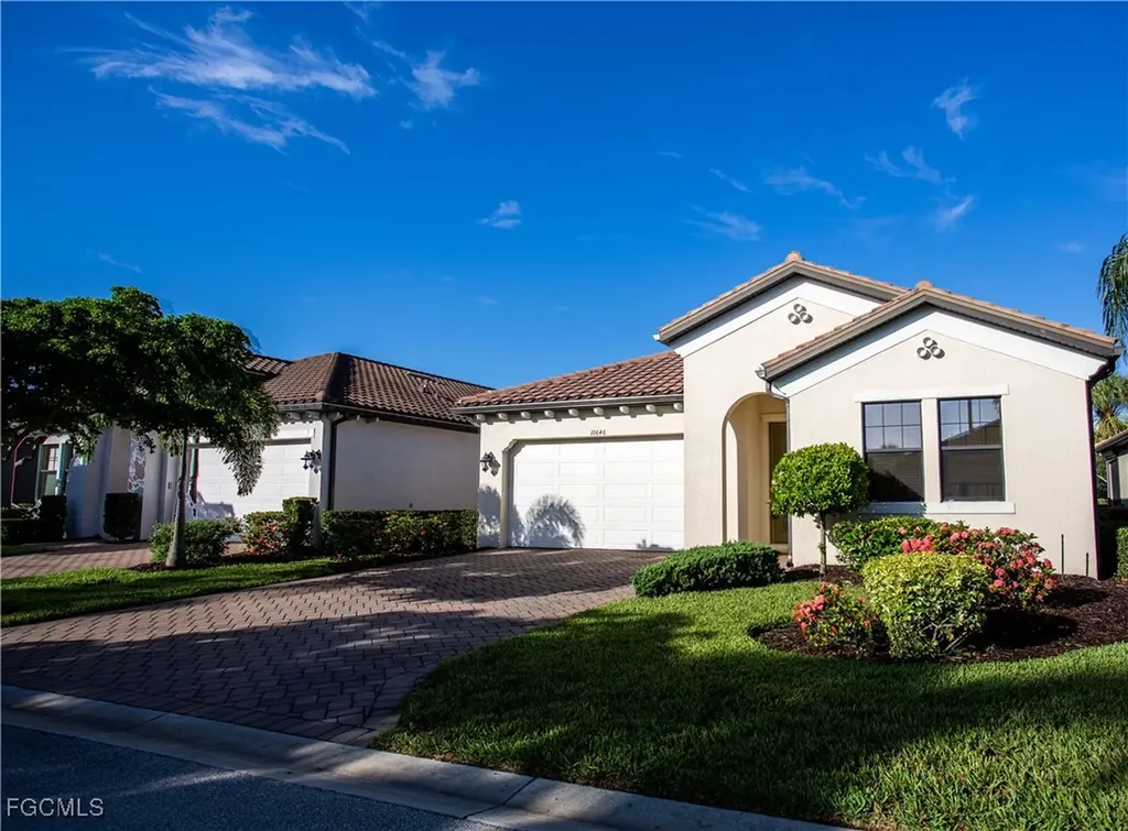 10646 Essex Square Boulevard Fort Myers FL 33913