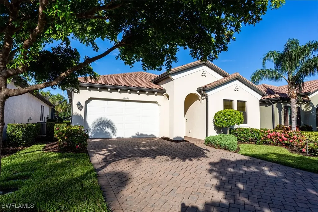 10646 Essex Square Boulevard Fort Myers FL 33913