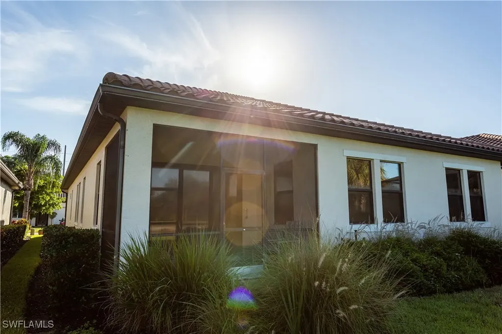 10646 Essex Square Boulevard Fort Myers FL 33913