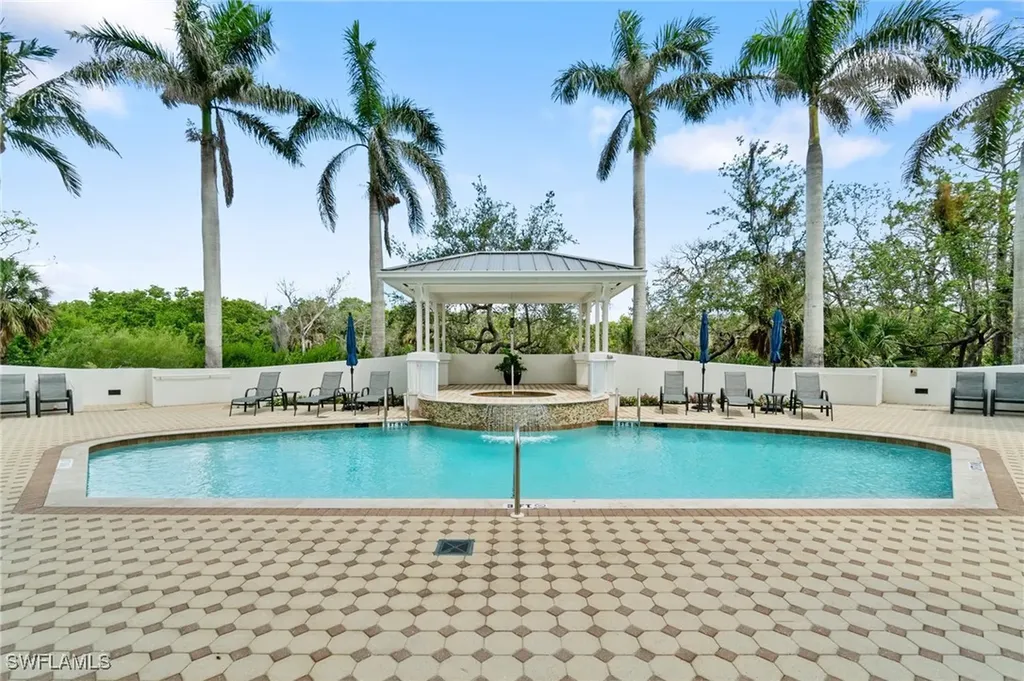 325 Dunes Boulevard Naples FL 34110