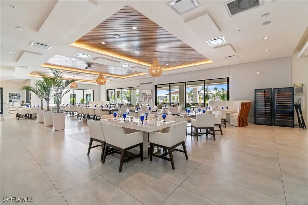 325 Dunes Boulevard Naples FL 34110