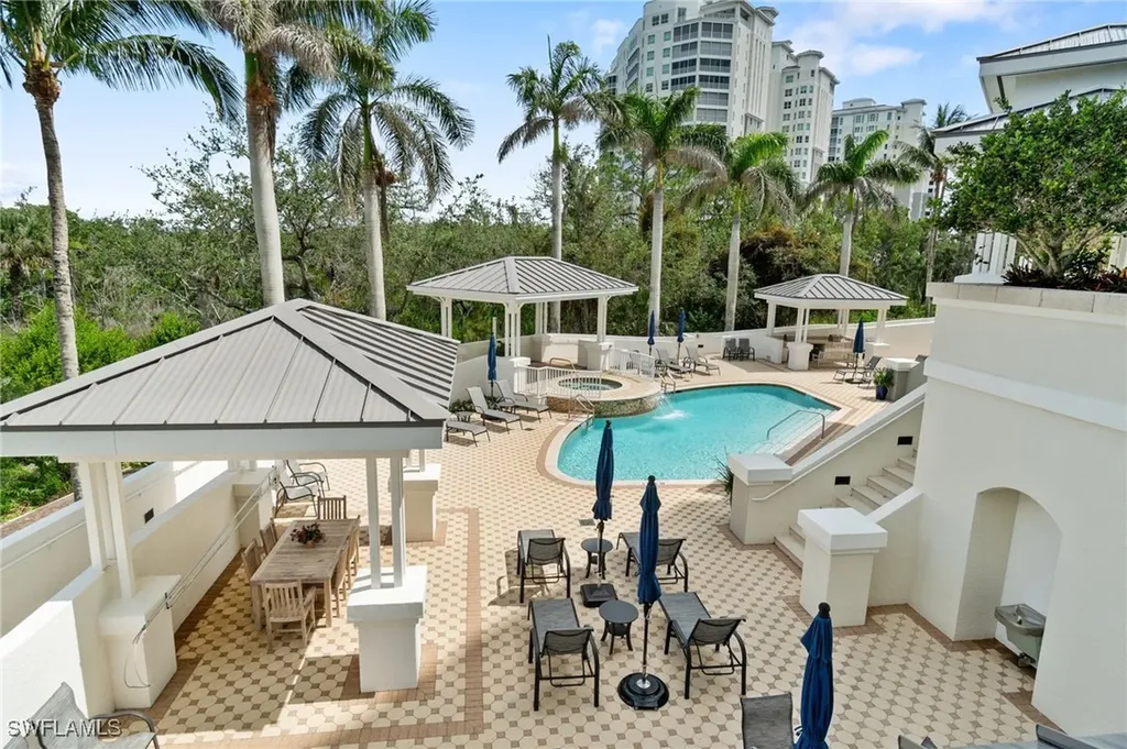 325 Dunes Boulevard Naples FL 34110