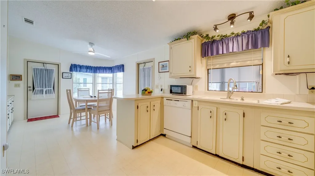 419 Horizon Drive North Fort Myers FL 33903