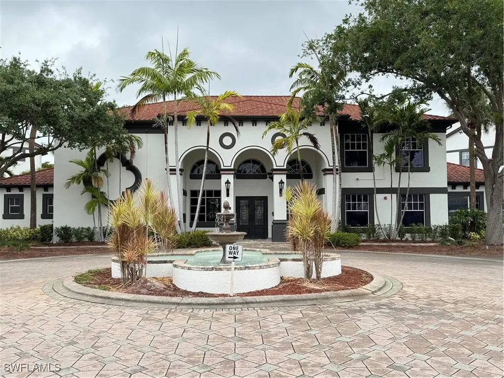 7925 Preserve Circle Naples FL 34119