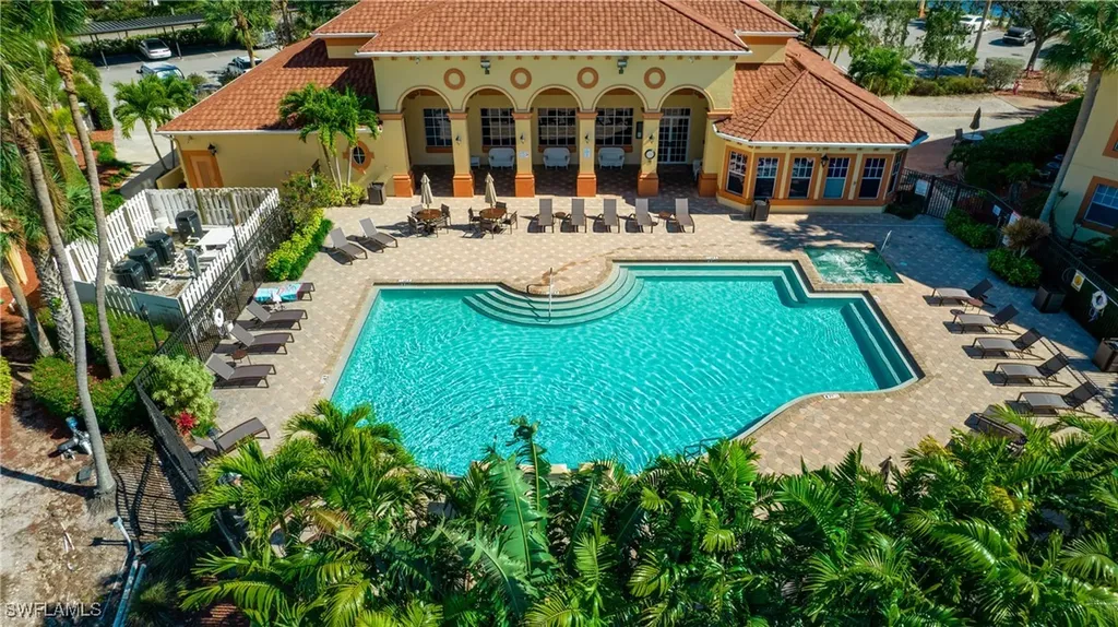 7925 Preserve Circle Naples FL 34119