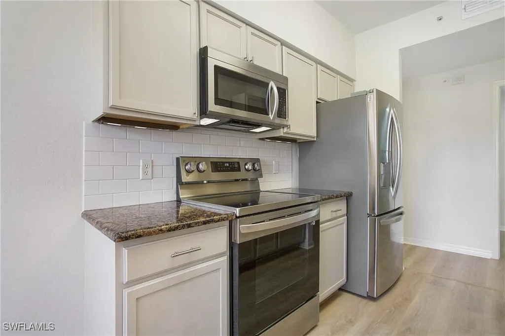 7925 Preserve Circle Naples FL 34119