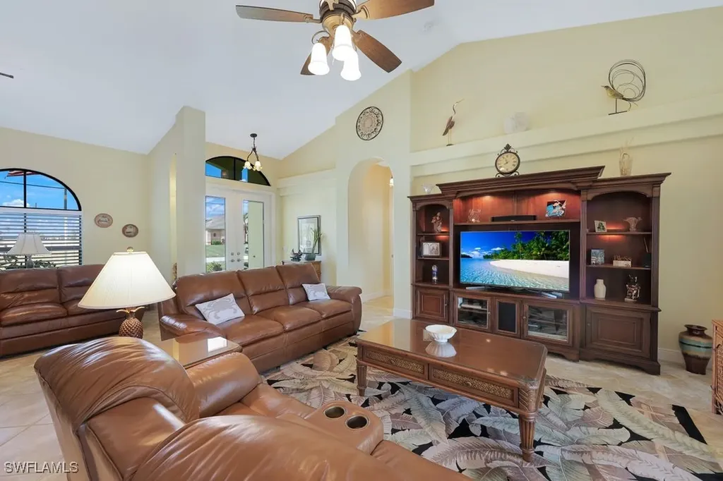 4311 SW 20th Avenue Cape Coral FL 33914