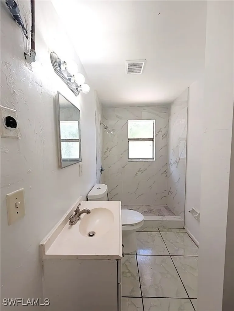 3135 Blount Street Fort Myers FL 33916