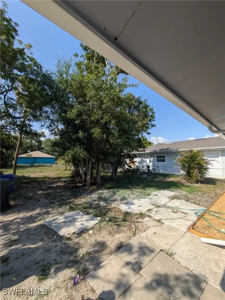 3135 Blount Street Fort Myers FL 33916