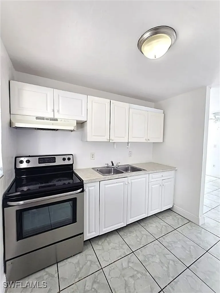 3135 Blount Street Fort Myers FL 33916