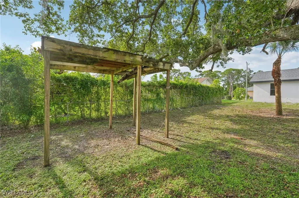 4906 5th Street W Lehigh Acres FL 33971