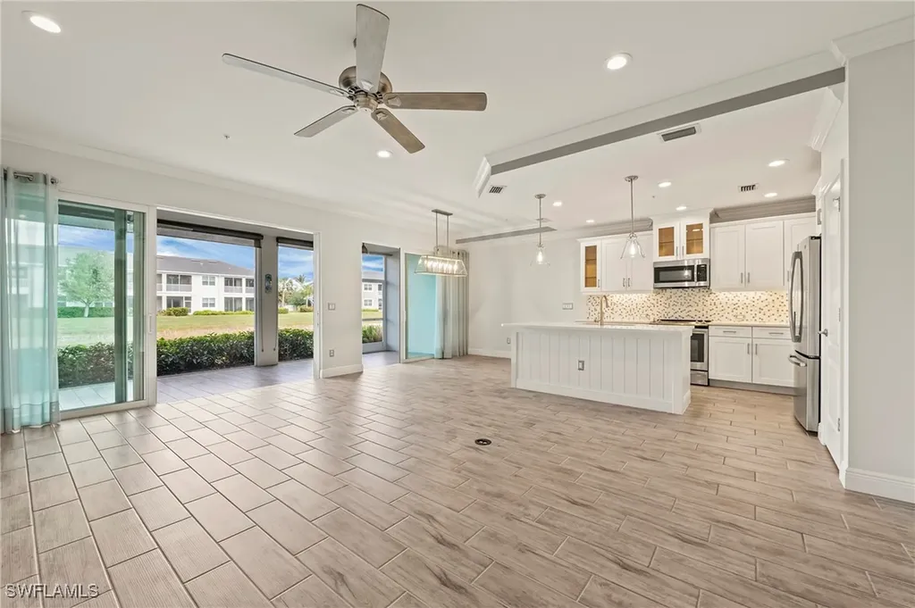 6954 Avalon Circle Naples FL 34112