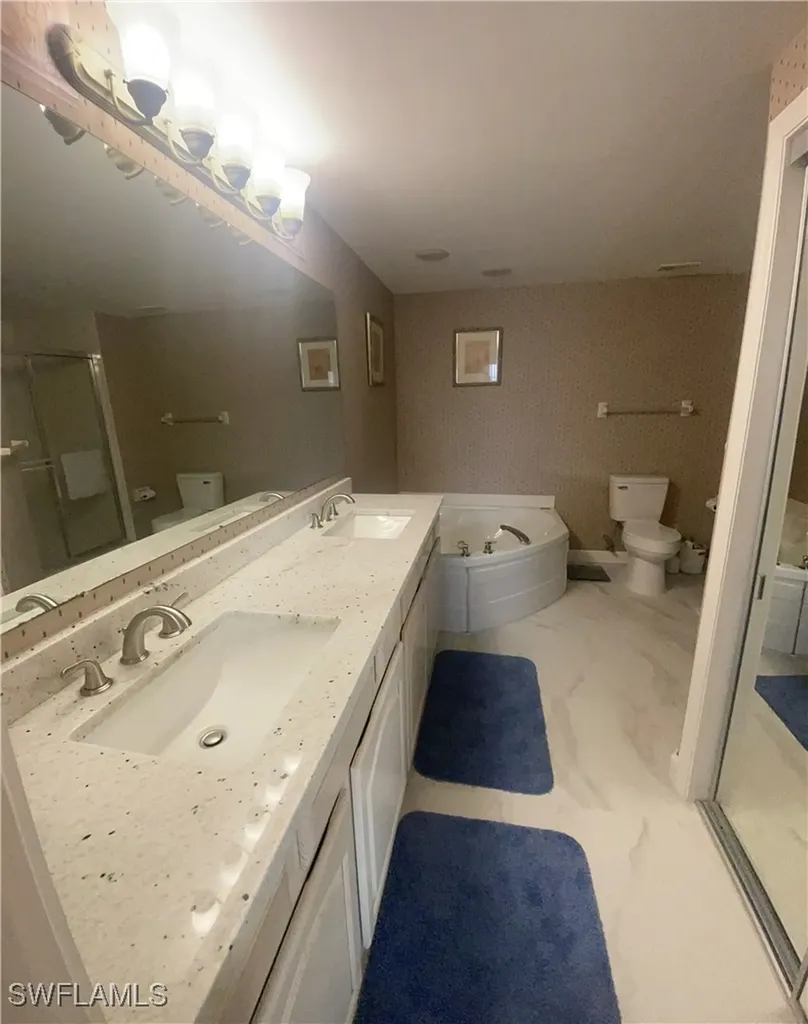 13105 Vanderbilt Drive Naples FL 34110