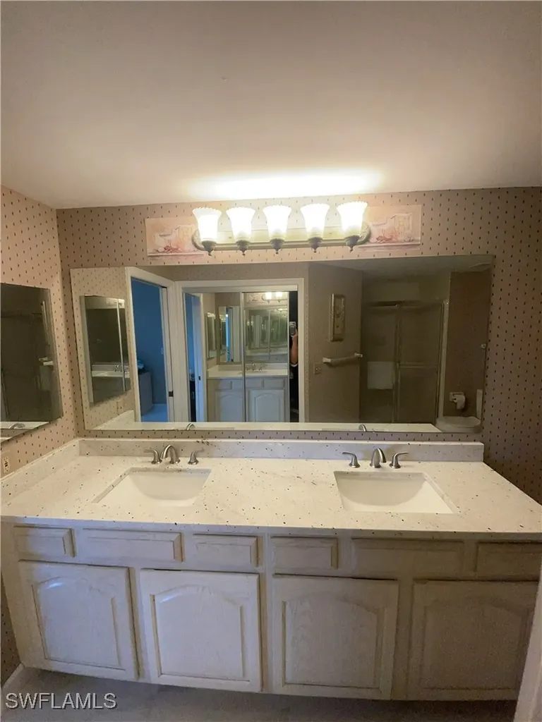 13105 Vanderbilt Drive Naples FL 34110