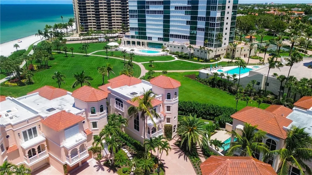 21 Casa Mar Lane Naples FL 34103