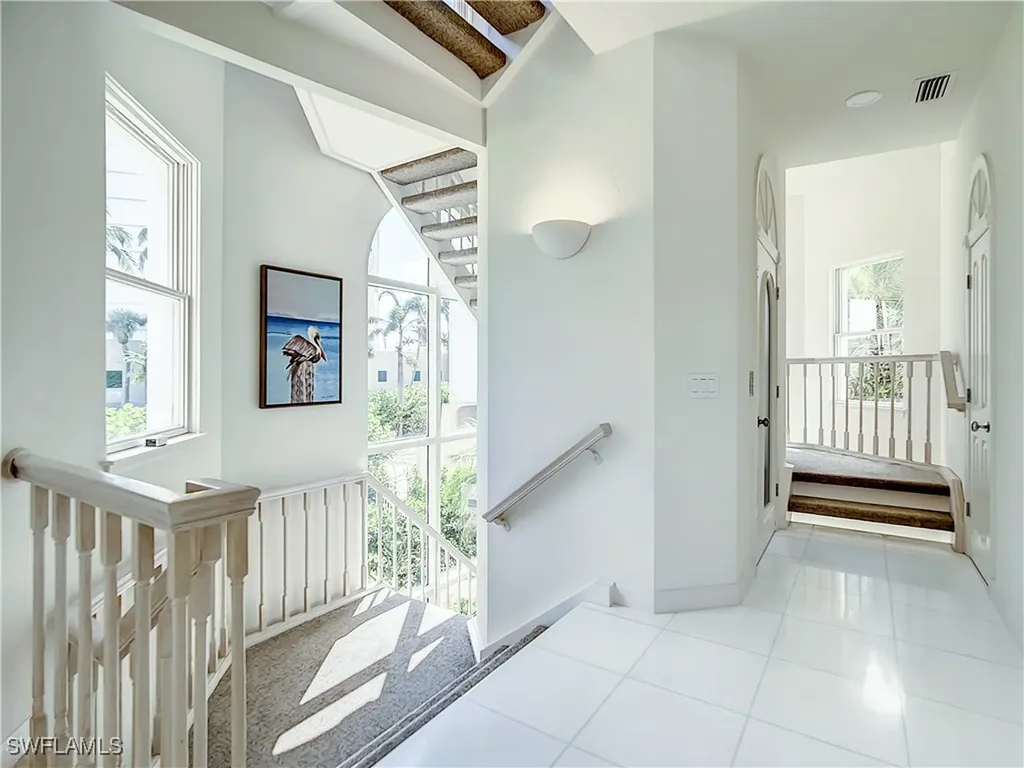 21 Casa Mar Lane Naples FL 34103