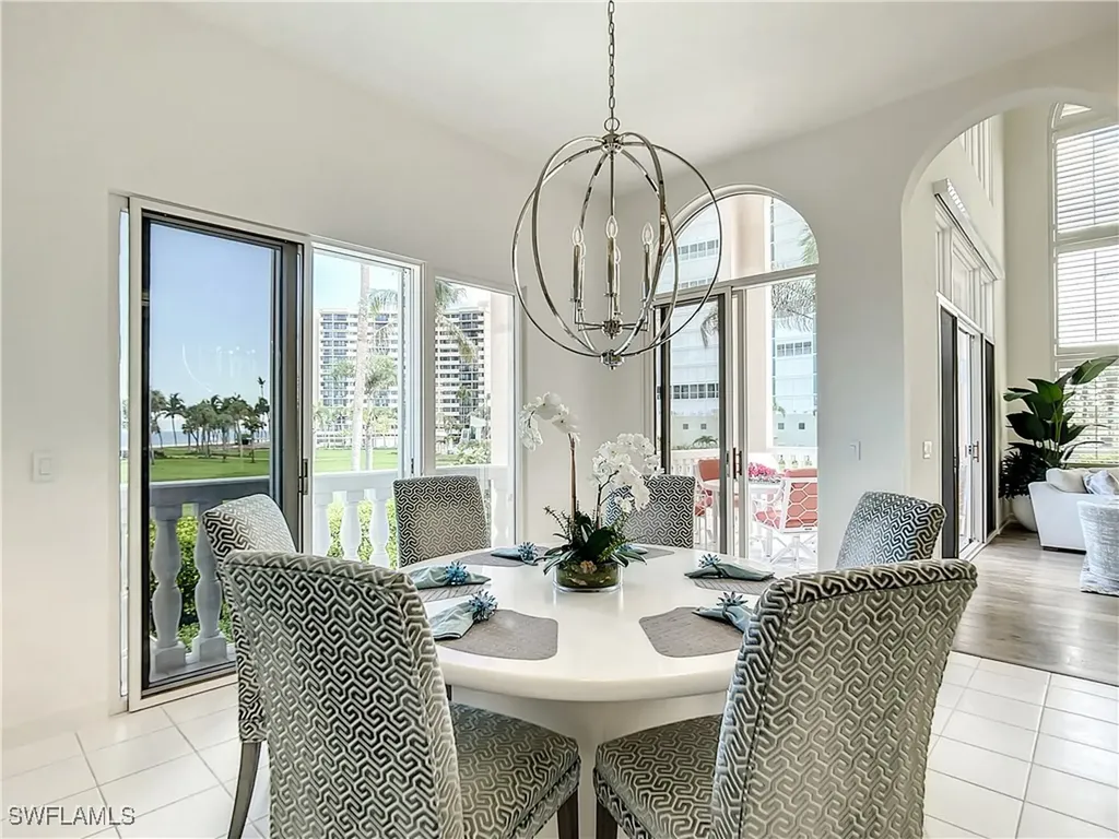 21 Casa Mar Lane Naples FL 34103
