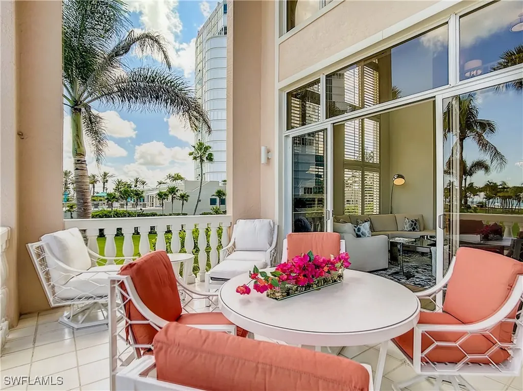 21 Casa Mar Lane Naples FL 34103