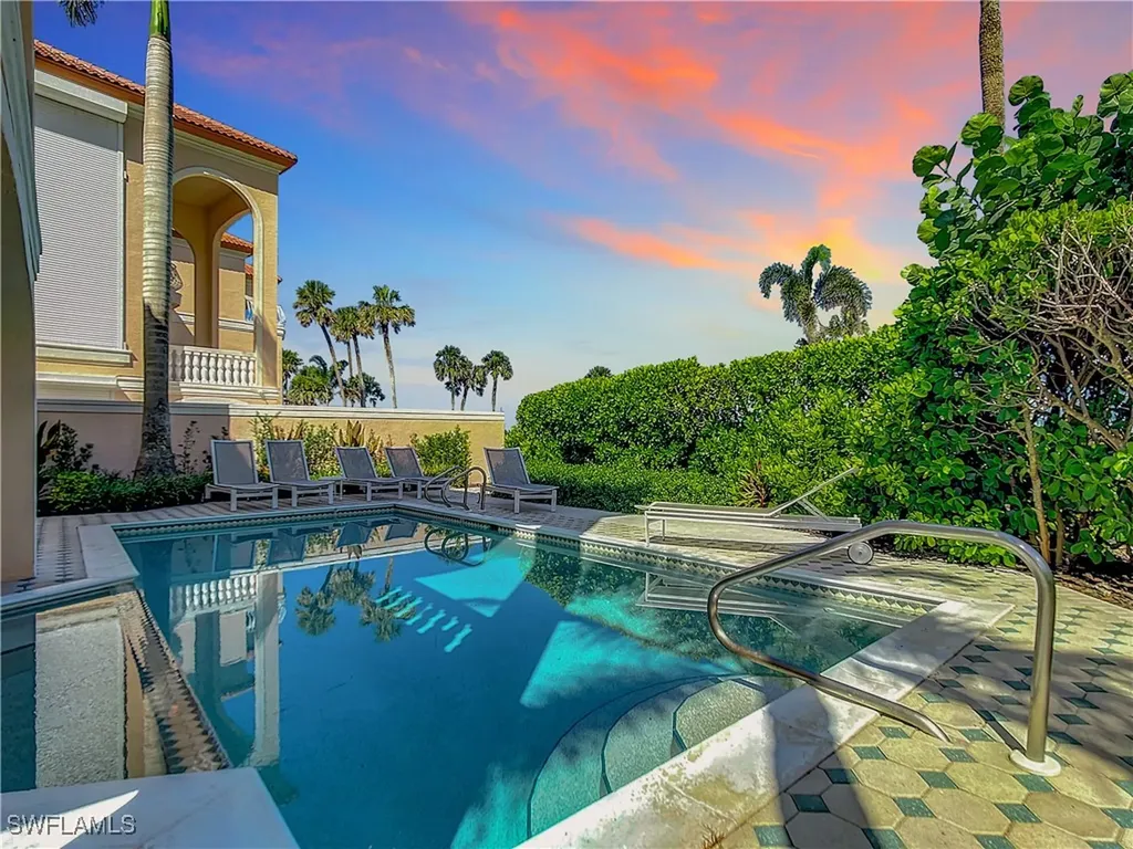 21 Casa Mar Lane Naples FL 34103