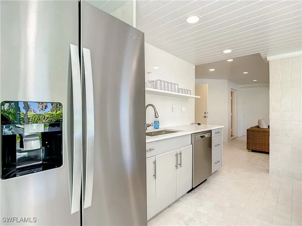 21 Casa Mar Lane Naples FL 34103