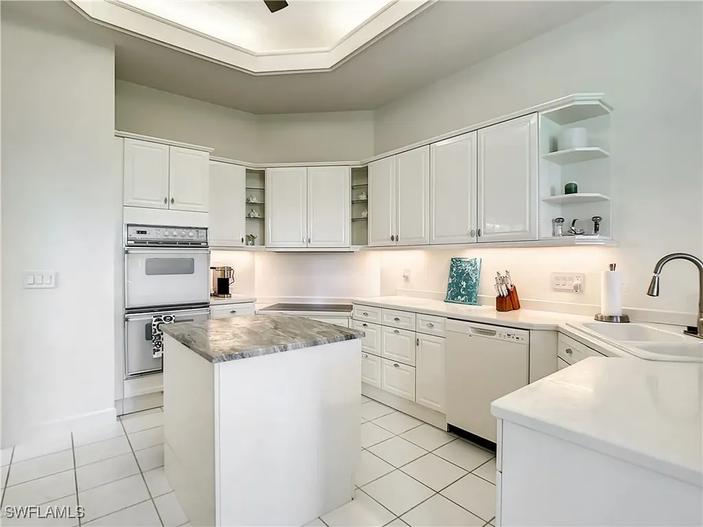 21 Casa Mar Lane Naples FL 34103