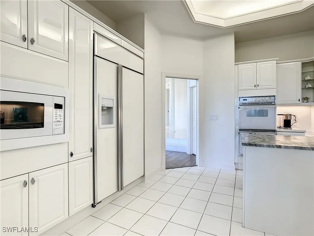 21 Casa Mar Lane Naples FL 34103