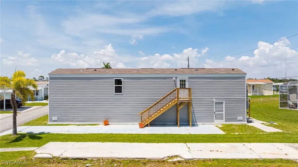 20751 Garden Drive Estero FL 33928