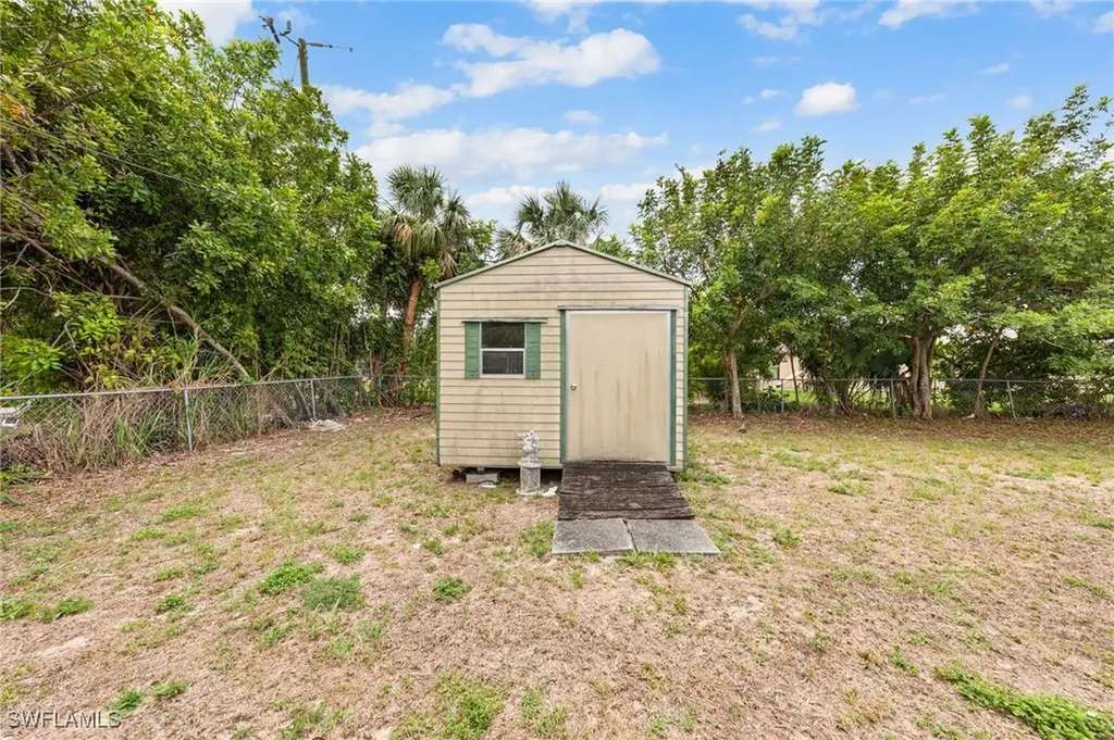 206 SE 12th Terrace Cape Coral FL 33990