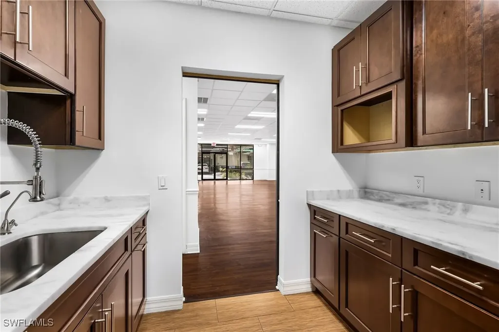 8991 Daniels Center Drive Fort Myers FL 33912