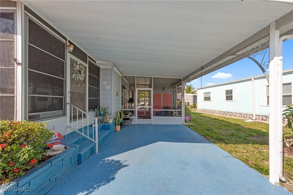 90 Snead Drive North Fort Myers FL 33903