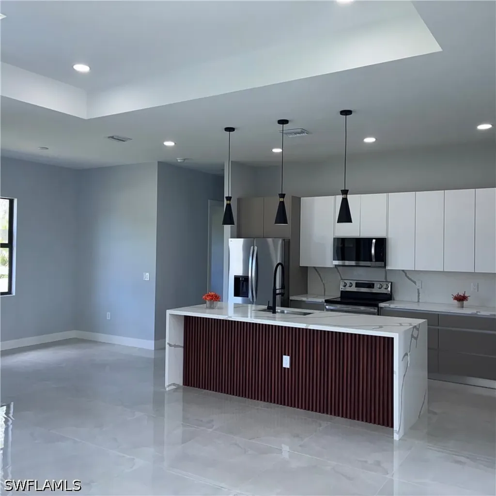 814 Fullerton Avenue S Lehigh Acres FL 33974