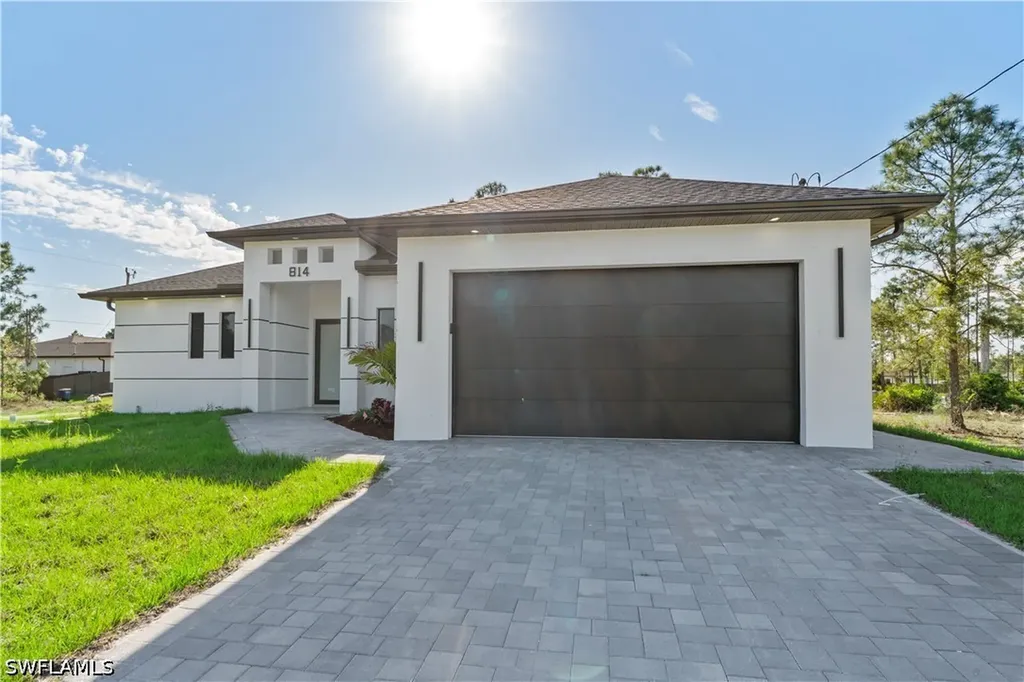 814 Fullerton Avenue S Lehigh Acres FL 33974