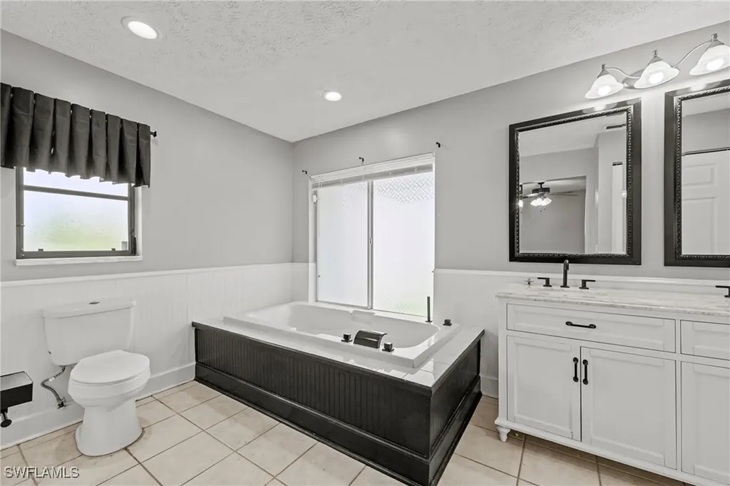 1311 SE 11th Street Cape Coral FL 33990